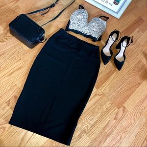 🖤 NWOT Black Pencil Skirt 🖤
